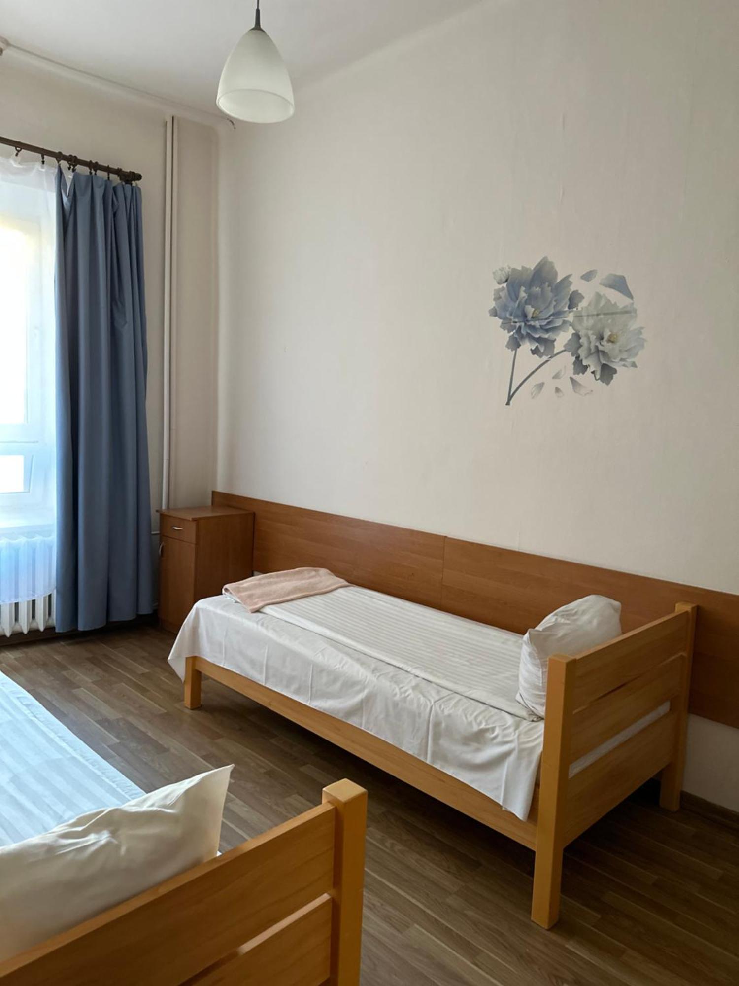 Hotel Haga Częstochowa Esterno foto